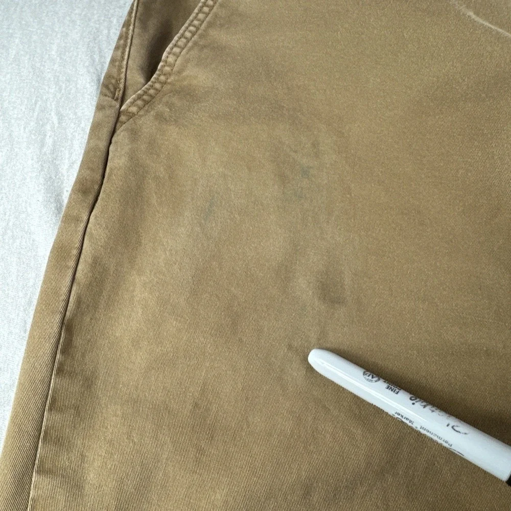 Levi Strauss Khakis Mens 38x32 Beige Stretch Pants Slacks Straight Regular READ